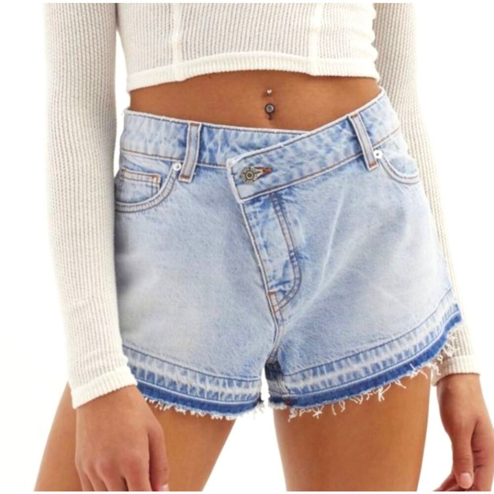 BDG Jean Shorts A-Line Asymmetrical Crossover Release Fray Hem Raw 30 Cutoff